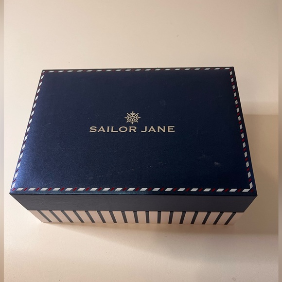 New in original box. - Picture 2 of 2